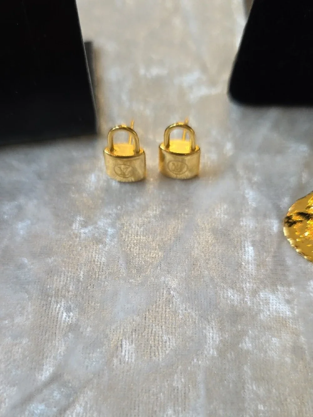 Lot Of Gold-Tone Earrings*